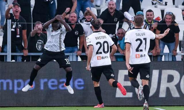 1632395673507077518.jpg 1997.jpg