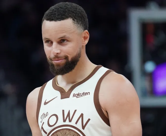 开云体育官网-美媒:森林狼锁定季后赛、太阳锁定附加赛、勇士锁定第十